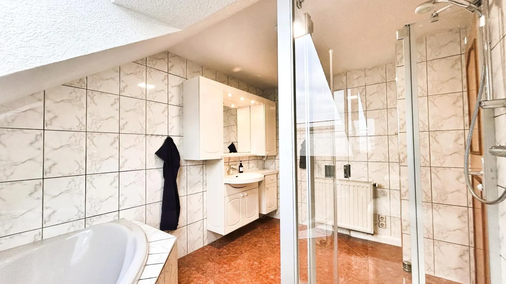 דרזדן Ferienhaus Landeskrone 0*,