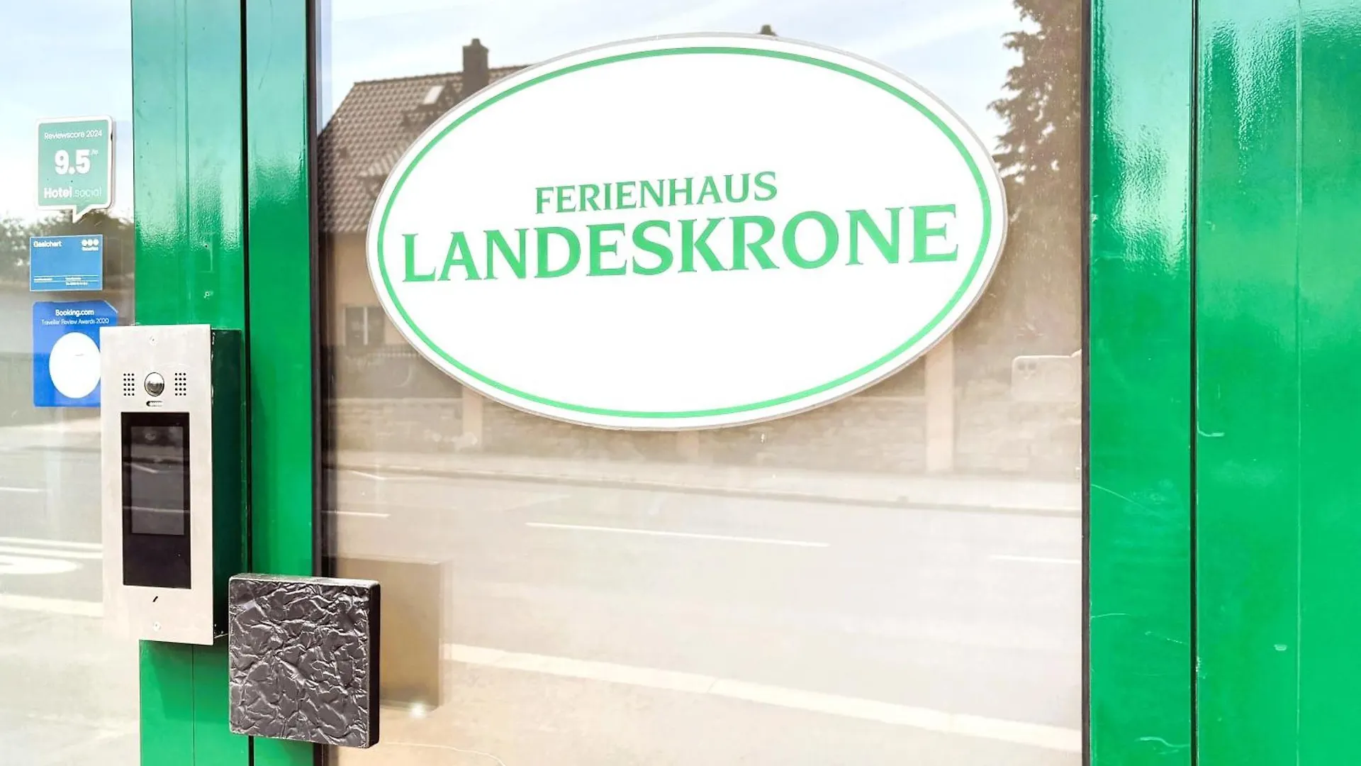 בית נופש דרזדן Ferienhaus Landeskrone גרמניה